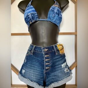Curvy high-rise jean shorts
